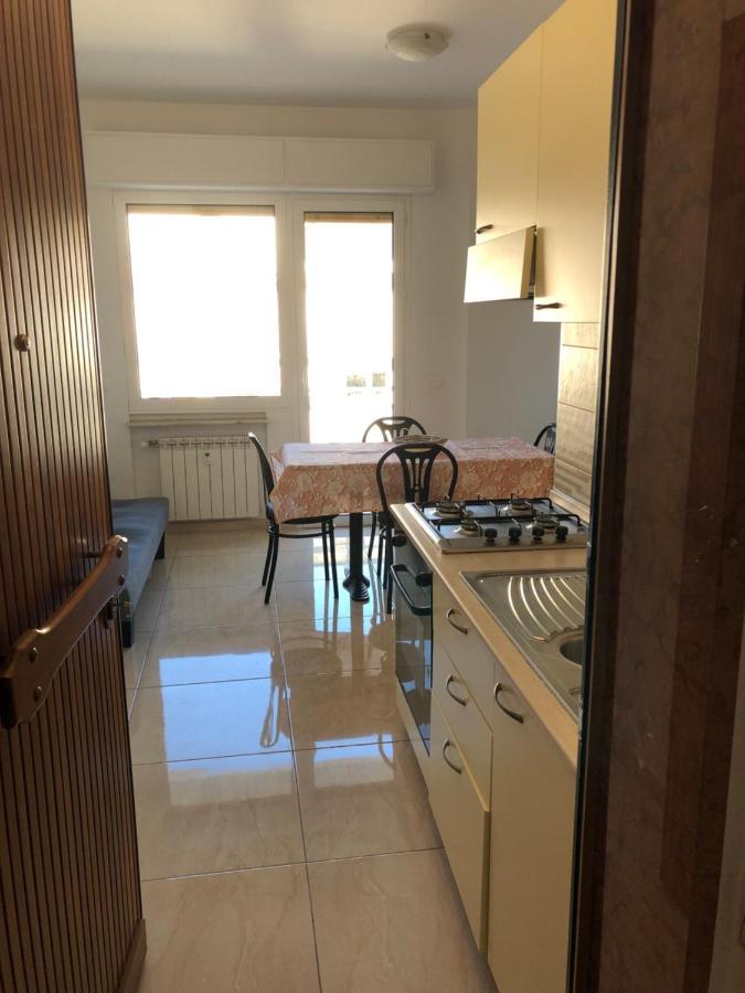 Appartement Attico Tacito à Vintimille Extérieur photo