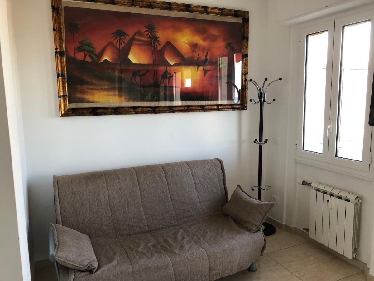 Appartement Attico Tacito à Vintimille Extérieur photo